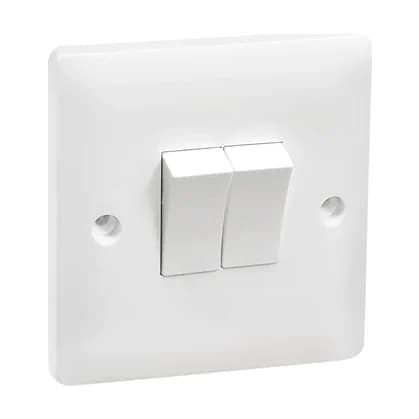 2 Gang 2 Way Curvex Switched - 10A