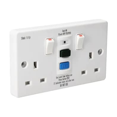 RCD Twin SKT-SWD-13A,.30MA-WHI