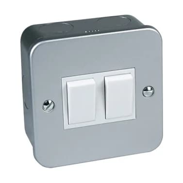 Metal Clad 2G Switch 6A